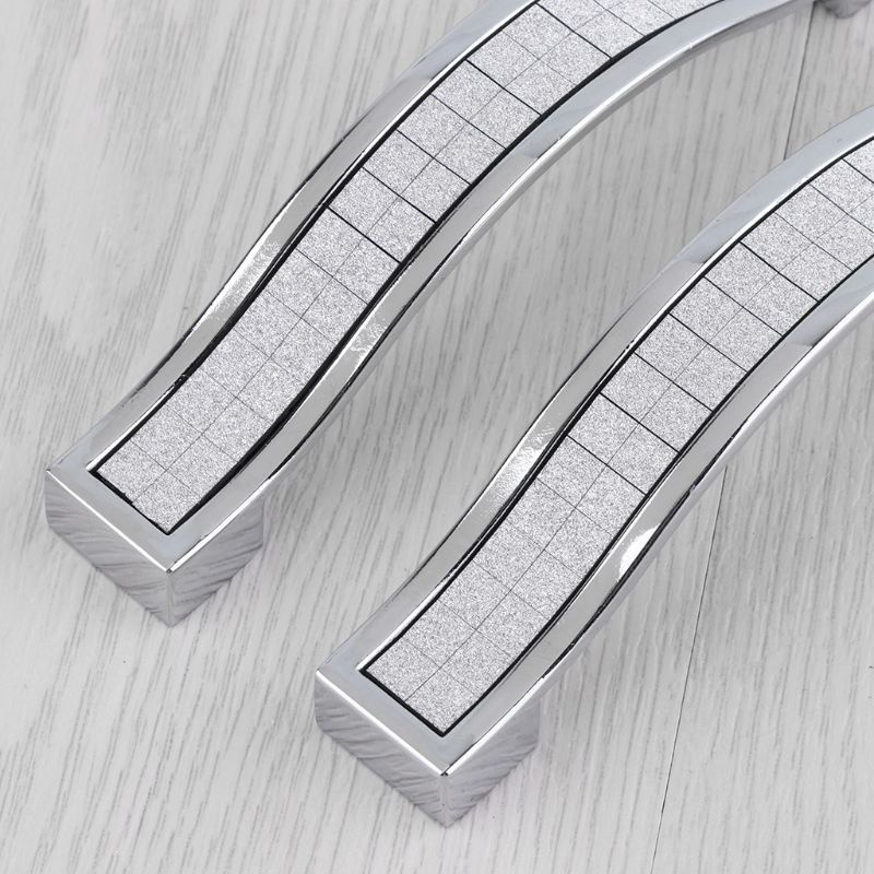 Tay Cầm Ngăn Kéo Tủ Bếp Tiện Dụng