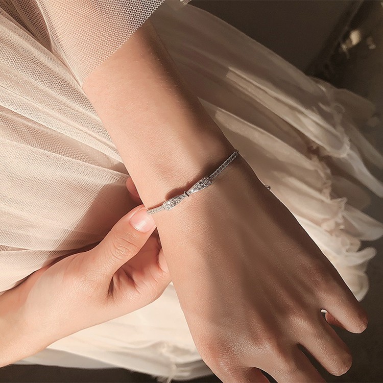 Lắc tay nơ xinh lung linh bạc ý S925 - LT106