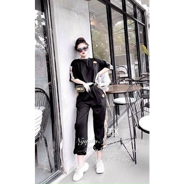 Set bộ đồ nữ cá tính năng động, bộ đồ nữ đẹp vơi quần jogger lưng cao kèm áo croptop kiểu nữ ngắn tay