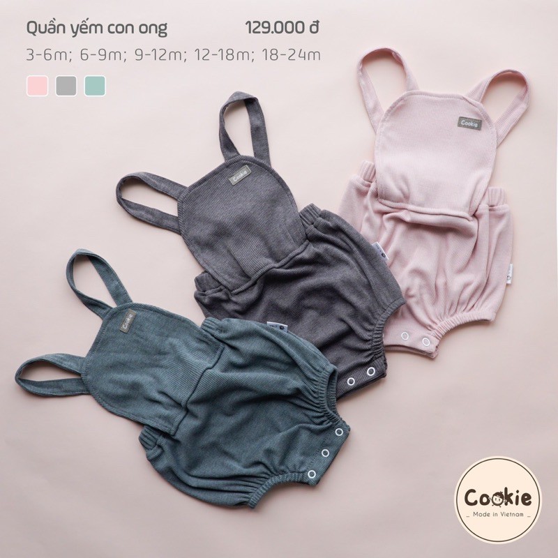 Quần yếm con ong Cookie