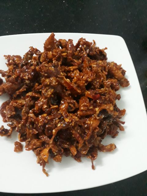 [AN TOÀN, CHẤT LƯỢNG] Mực rim me, mực rim tỏi ớt nhà làm - ngon sạch không hoá chất Hũ 200g | BigBuy360 - bigbuy360.vn