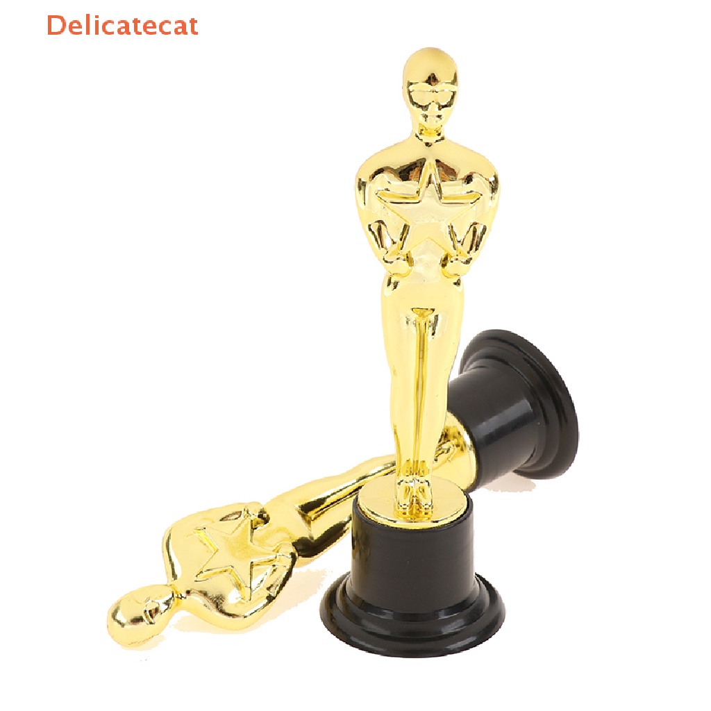 [Tinh Tếcat] 2 Khuôn Tượng Oscar Dùng Làm Phần Thưởng Tượng Người Chiến Thắng Trong Lễ Hội