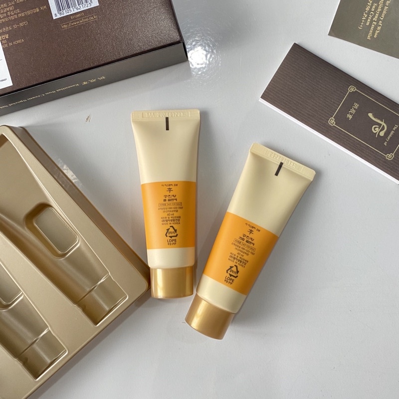 DATE XA GIÁ TỐT - SỮA RỬA MẶT VÀ TẨY TRANG WHOO VÀNG 40ml