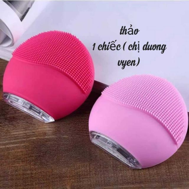 Máy rửa mặt của chị Dương