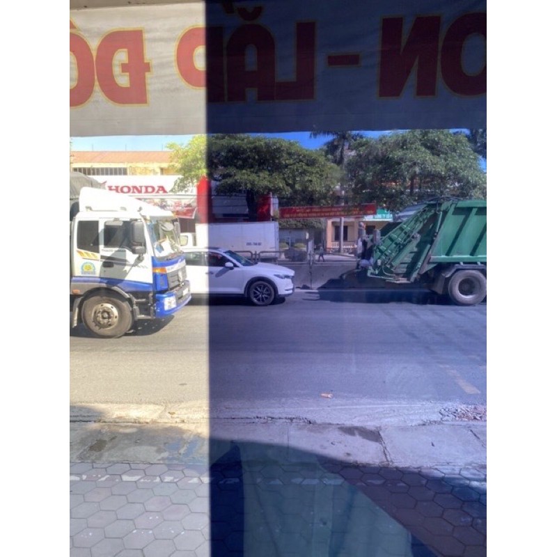 giấy dán kính phim cách nhiệt ô tô,văn phòng,nhà