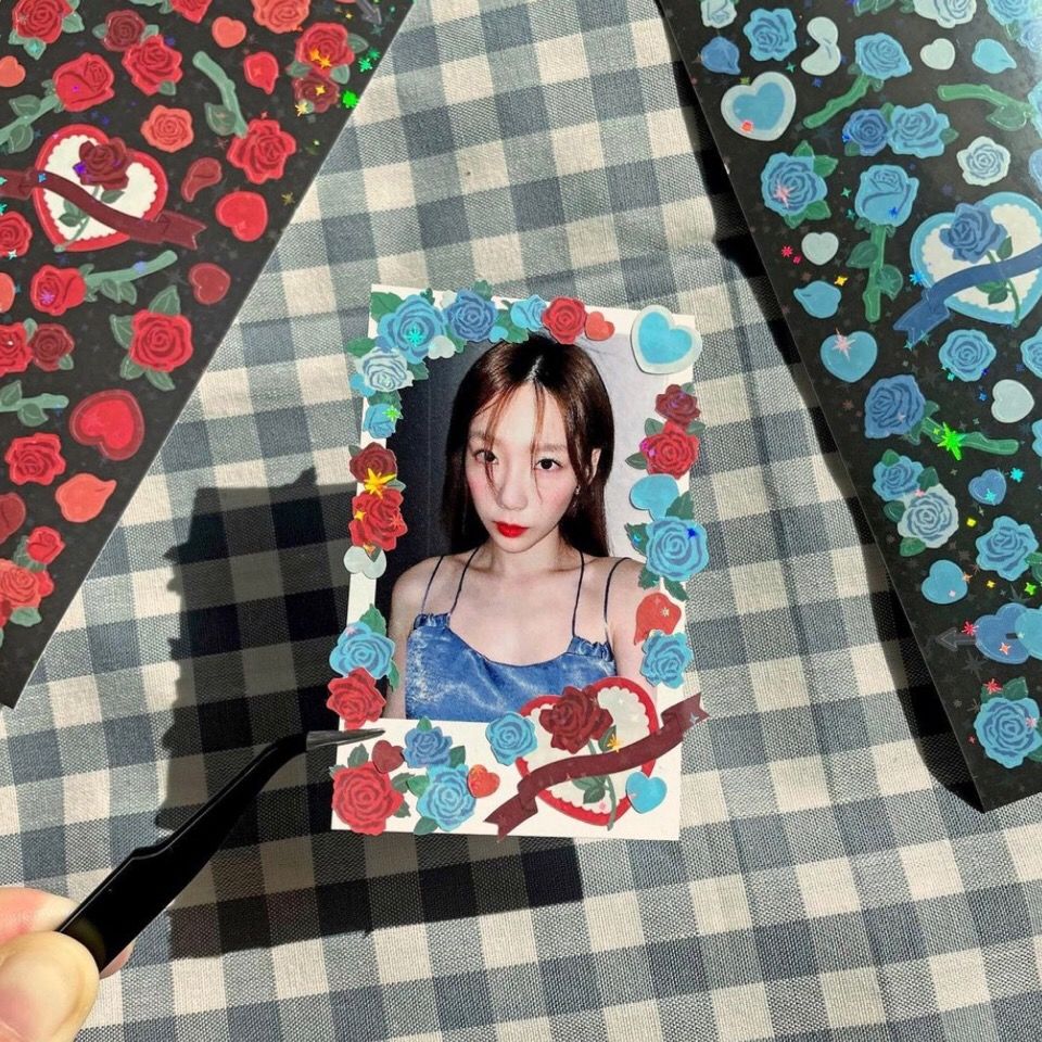 Sticker họa tiết hoa hồng ánh laser dùng trang trí