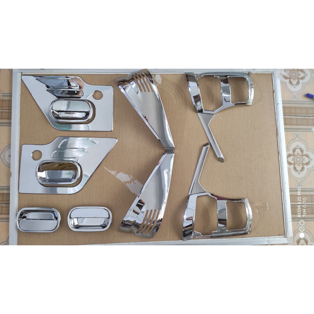 Ốp tay nắm cửa ISUZU QKR  loại thường và loại cánh chim