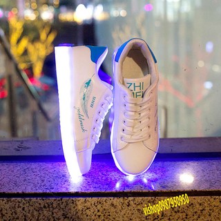 Giày phát sáng họa tiết lông vũ goodluck style hàn quốc