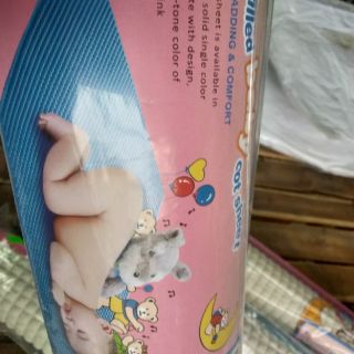 Chiếu cao su non cho bé