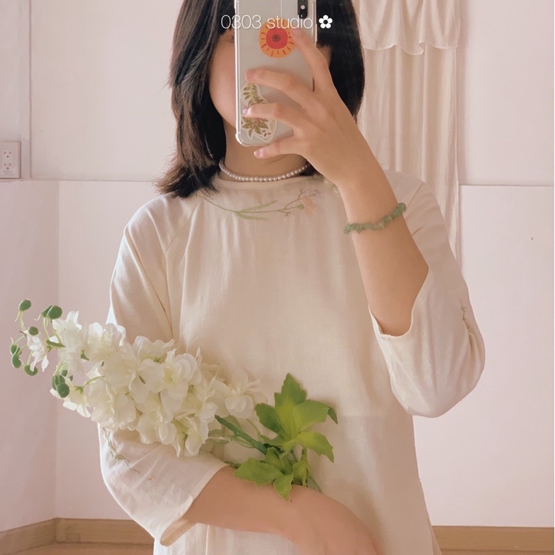 Áo dài linen dáng rộng - phiên bản thêu tay - Thu Hà -0303 studio ✿