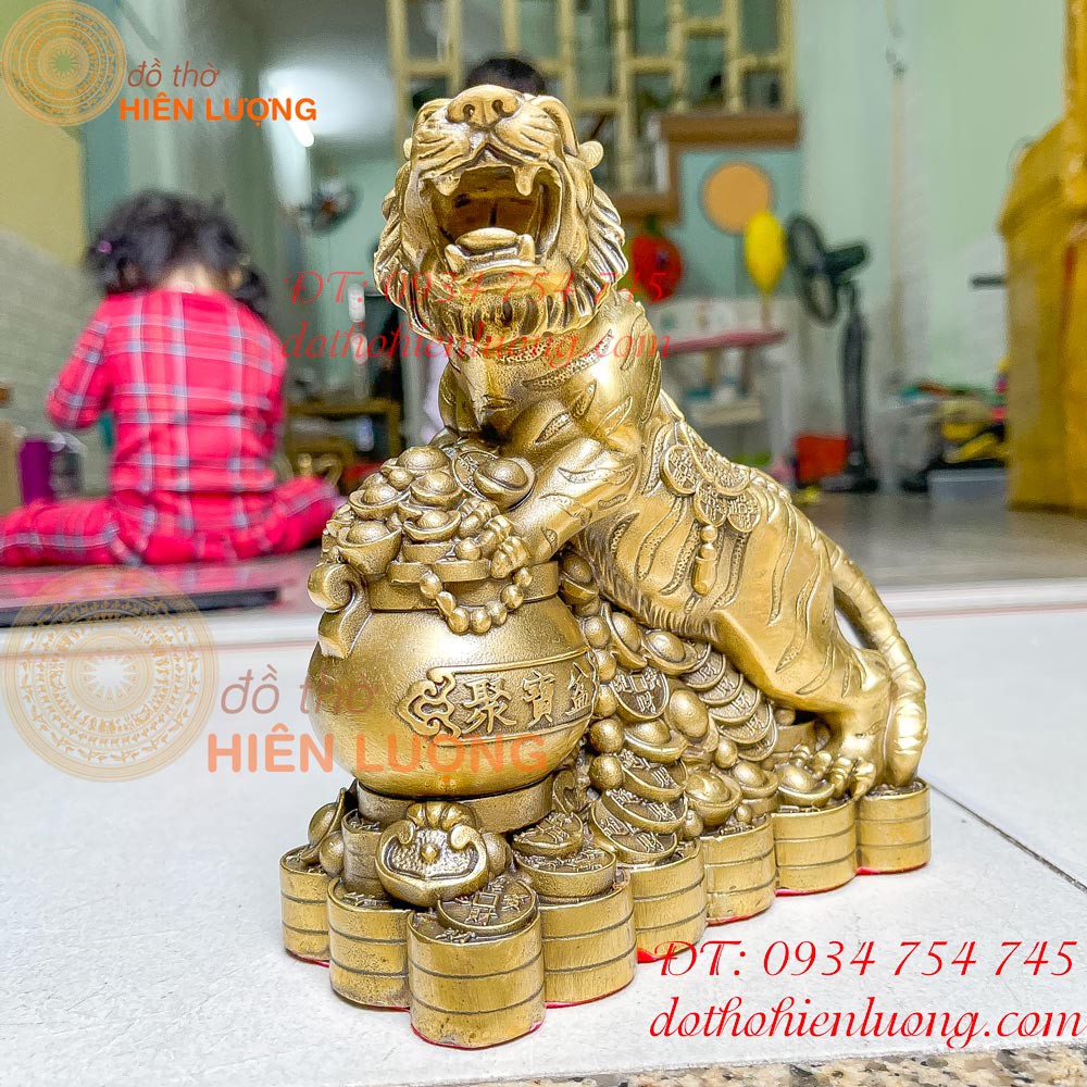 Tượng Hổ Bằng Đồng Đứng Hũ Tiền Tài Lộc Để Bàn Làm Việc