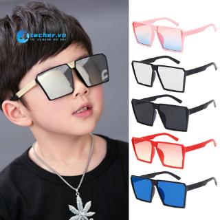 Kính Mát Gọng Vuông Tráng Gương Thời Trang