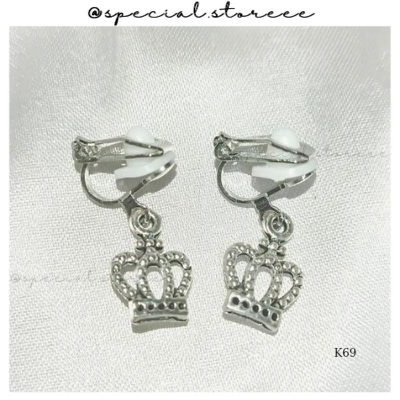 Khuyên tai kẹp không xỏ lỗ K69 charm vương miện bằng kimloạii không gỉ phối đồ đa dạng nhiều phong cách cá tính