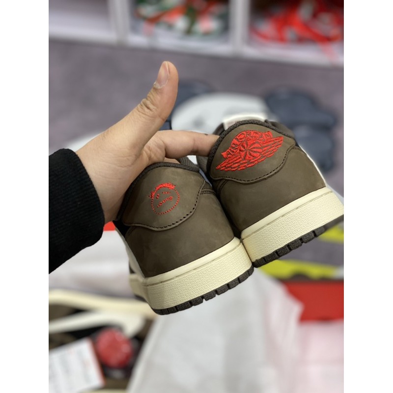 [AGsneaker] Giày thể thao cổ thấp màu nâu đi đúng size... | BigBuy360 - bigbuy360.vn