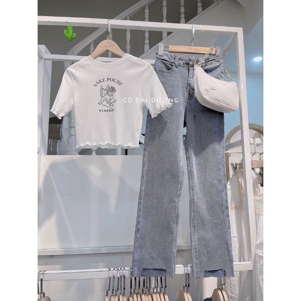 Áo kiểu form croptop in hình áo cuốn biên cực xinh