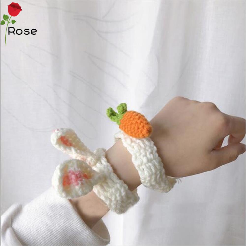 Vòng Tay Hình Ếch Và Củ Cà Rốt Thiết Kế Dễ Thương Cho Bé Gái