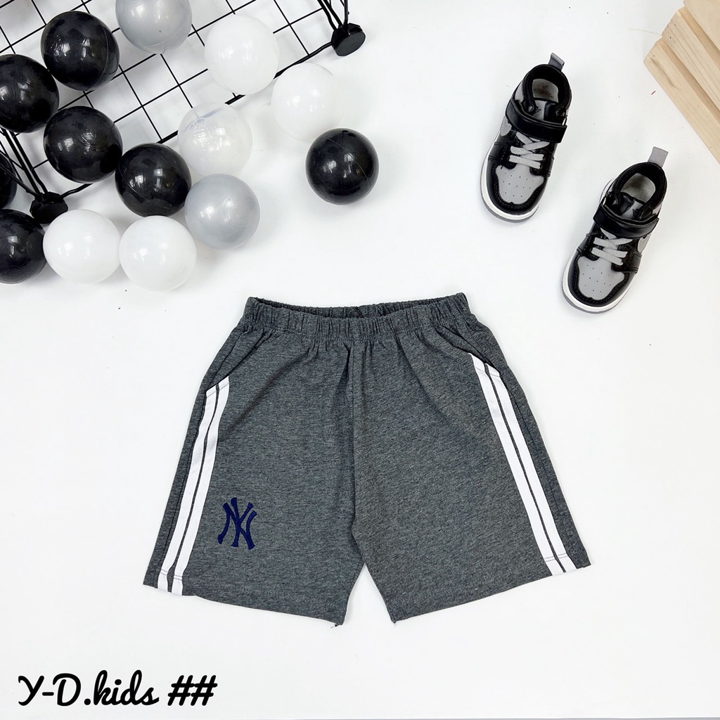 Quần Short Nam Mặc Nhà Chất cotton Mềm Mại từ 20kg đến 30kg - Quần Short Nam Họa Tiết Kẻ Sọc, dáng Thể Thao Trẻ Trung.