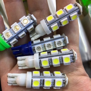 2 chiếc bóng đèn led xe máy 3 tầng bóng