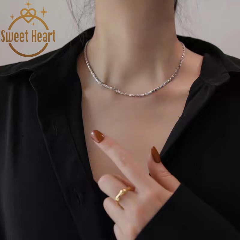 Vòng cổ thiết kế đơn giản thời trang cho nữ