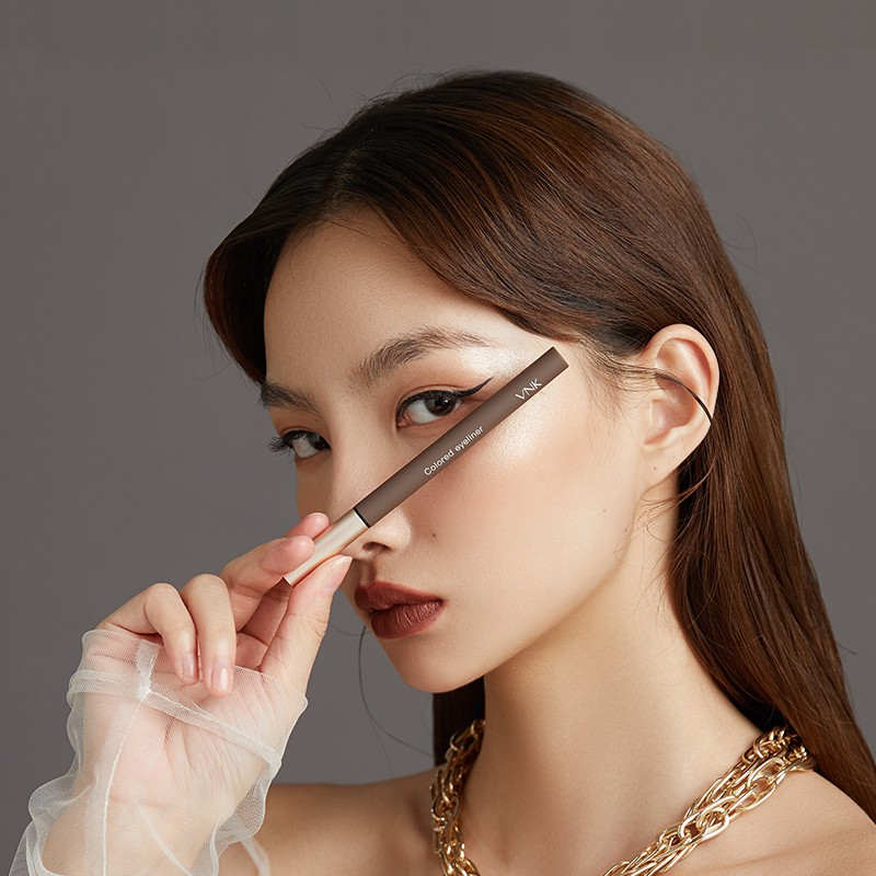 (Hàng Mới Về) Bút Kẻ Mắt Nhiều Màu Tùy Chọn Tiện Dụng | BigBuy360 - bigbuy360.vn