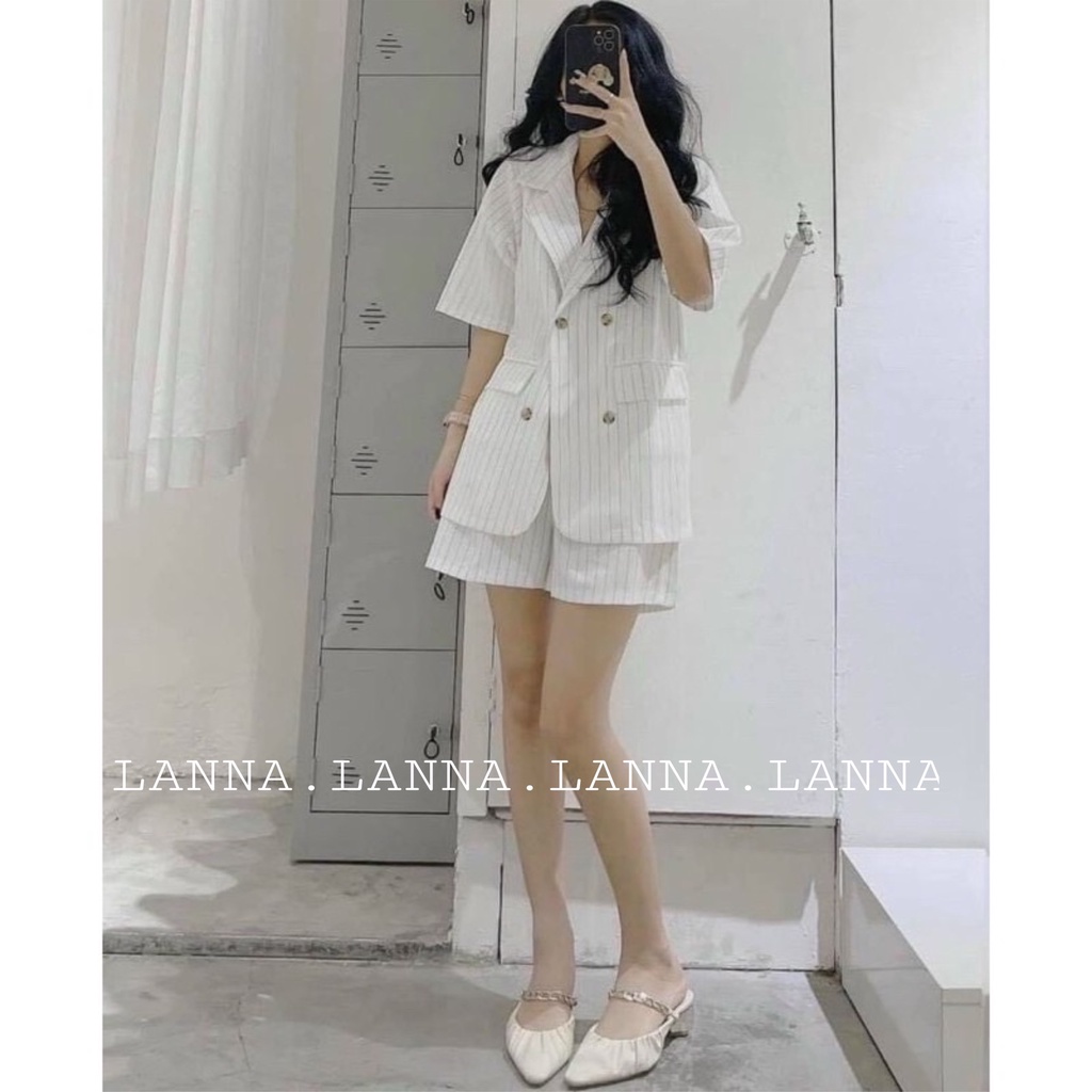 Set blazer kẻ sọc dọc kèm quần short dáng rộng, set vest sọc basic