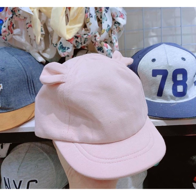 Mũ lưỡi chai tai gấu hm