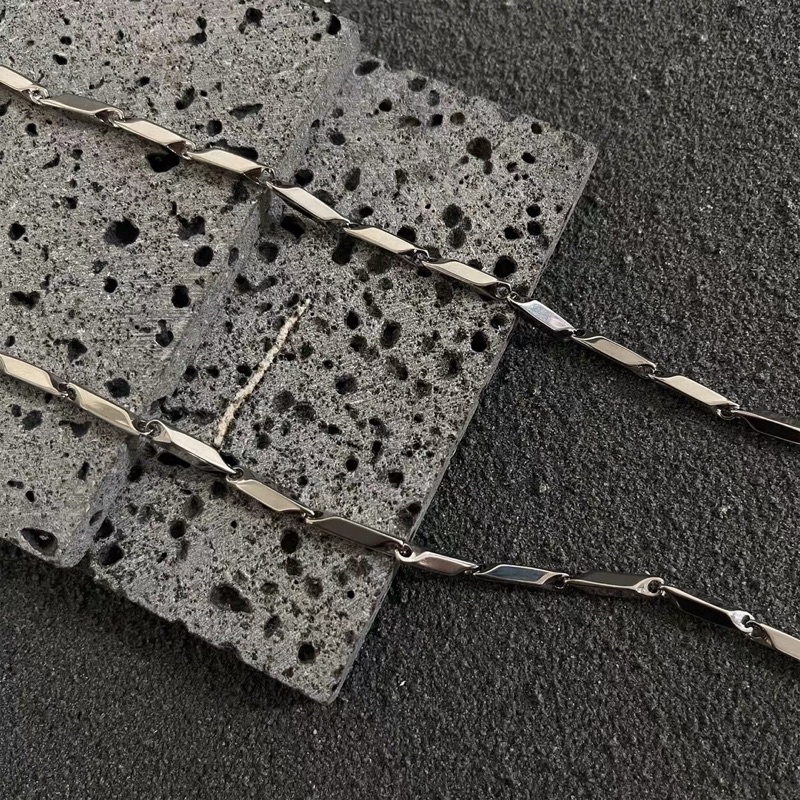 Vòng cổ thép titan nam nữ unisex không gỉ chuỗi dây xích hình dáng thiết kế đơn giản phong cách Hàn Quốc