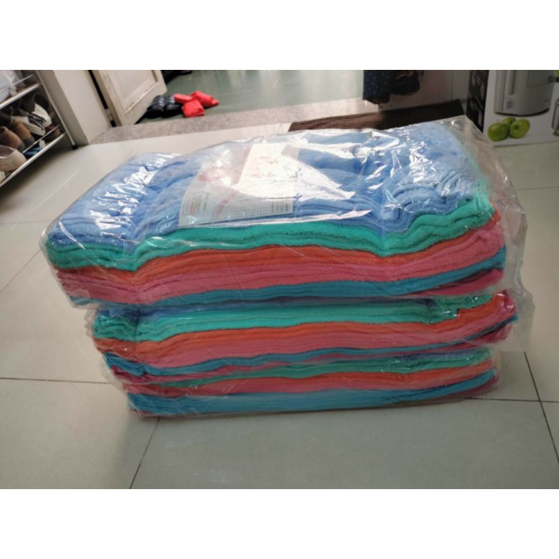 KHĂN TẮM LOẠI LỚN 1M2 QUẤN NGƯỜI DAISY THÁI LAN 60*120 SS402 - CHẤT LIỆU SỢI BÔNG TỰ NHIÊN - MẪU HALIDO