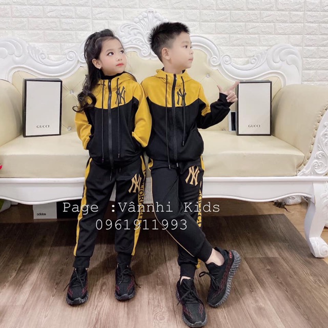 Set thể thao mẹ và bé