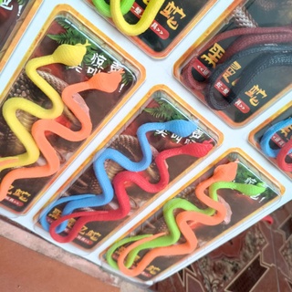 Vỉ 20 con rắn nhựa dẻo , rắn nhựa giả bán tại shopanamdochoi.com