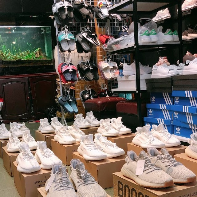 saigonsneakers