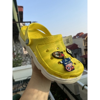 Dép sục trơn tặng kèm 6 stickers