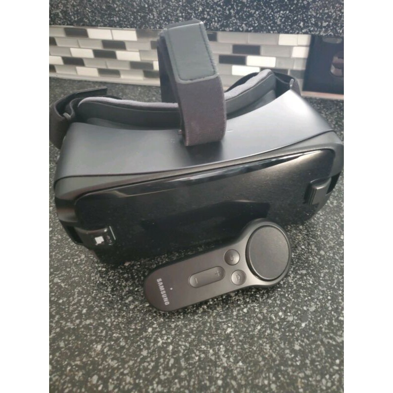 Kính Thực Tế Ảo Samsung Gear VR SM-R324 Like New - Phụ Kiện Chi Hà