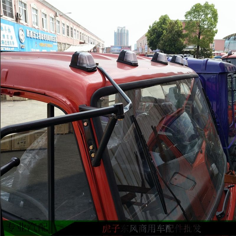 Đèn nóc cho xe tải, đèn trang trí trên nóc xe tải.