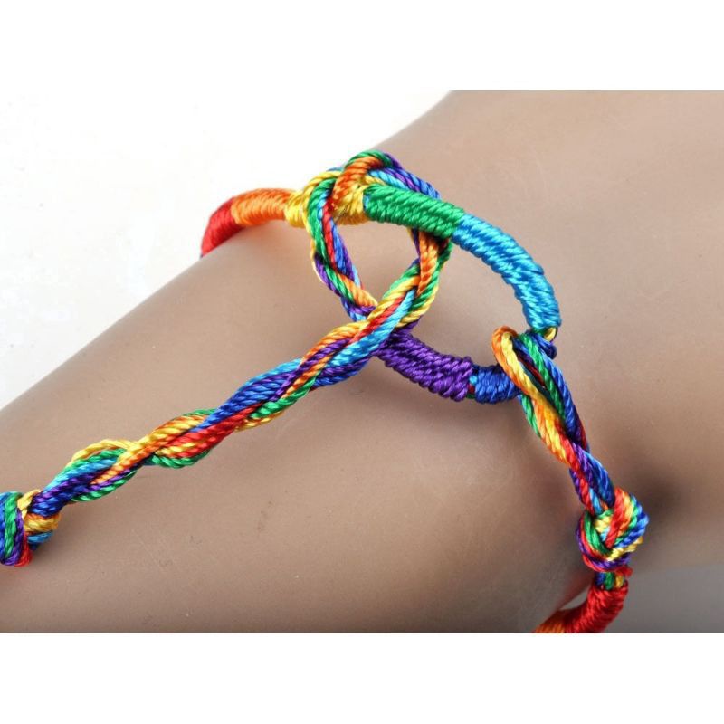 Vòng tay sắc màu kèm charm xinh xắn tùy chọn