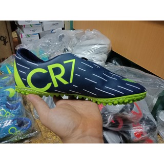 giày đá bóng CR7