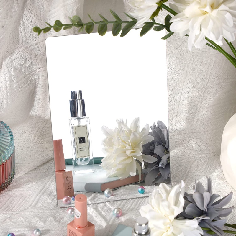 Set 4 Tấm Gương Dán Tường Bằng Acrylic Không Kính Kèm 16 Miếng Dán Tự Dính Trang Trí Nhà Cửa