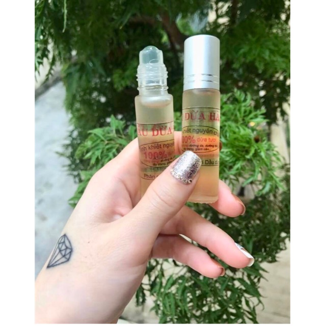 Chai lăn dưỡng môi dầu dừa , dầu gấc , son sáp ong dầu dừa | BigBuy360 - bigbuy360.vn