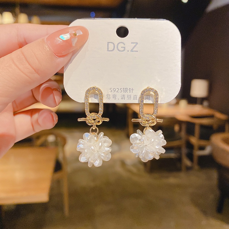 Bông Tai Mạ Bạc 925 Hình Cánh Hoa Trắng Cao Cấp Phong Cách Hàn Quốc