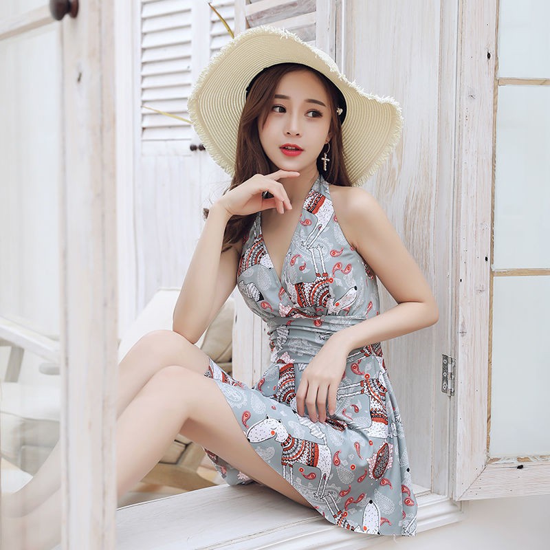 Tủ đựng & Hộp lưu trữÁo tắm một mảnh nước nóng màu đỏ xẻ tà kiểu mới nữ gợi cảm với phần ngực mỏng và suối bảo vệ | BigBuy360 - bigbuy360.vn