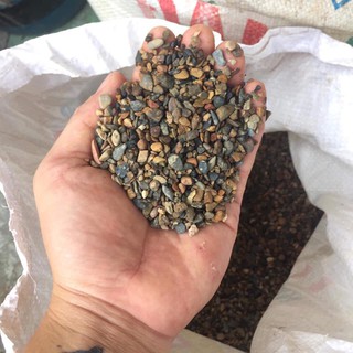 Sạn suối (trải nền bể cá) 1 kg