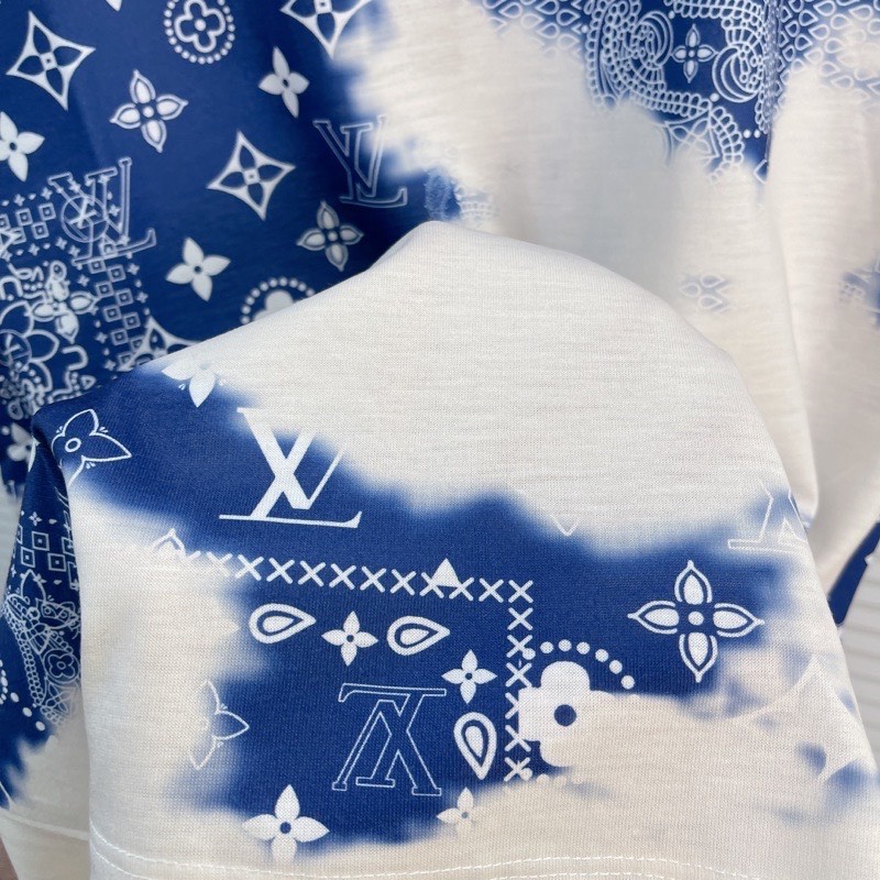 Áo Tee Luon Vuituoi MONOGRAM BANDANA PRINTED T-SHIRT Cao Cấp Full Tag Túi