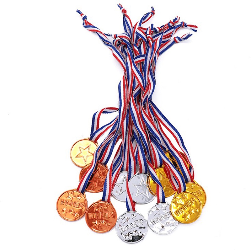 Đồ Chơi Medal Vàng Bằng Nhựa