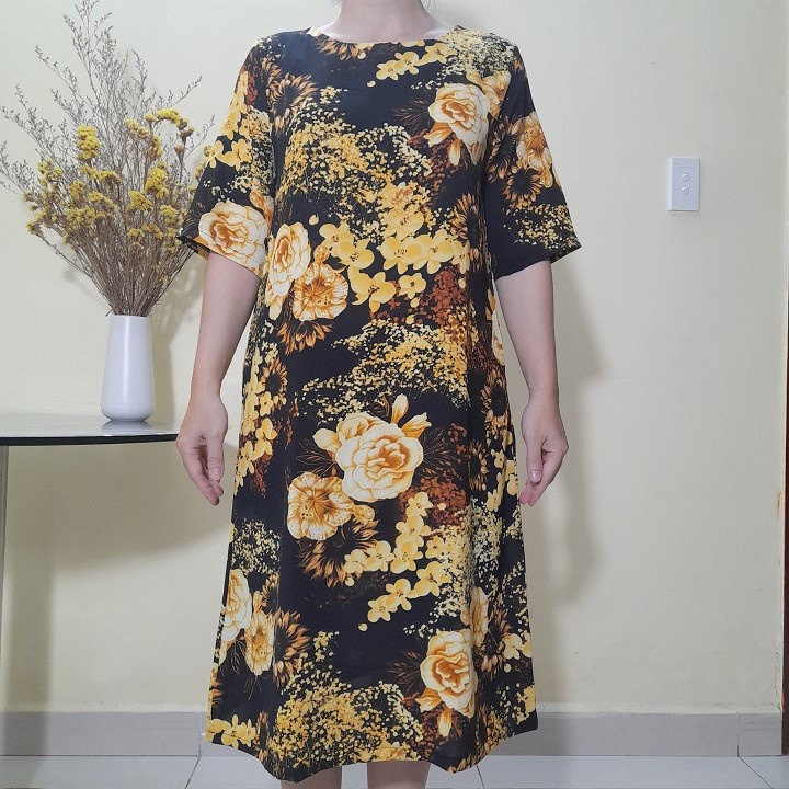 Váy Đầm Trung Niên Chất Vải Lụa Hàn Châu Loại 1 Mặc Mát - Có Dây Kéo - Form Suông A Che Bụng - Có Size Từ 48Kg Đến 90Kg.