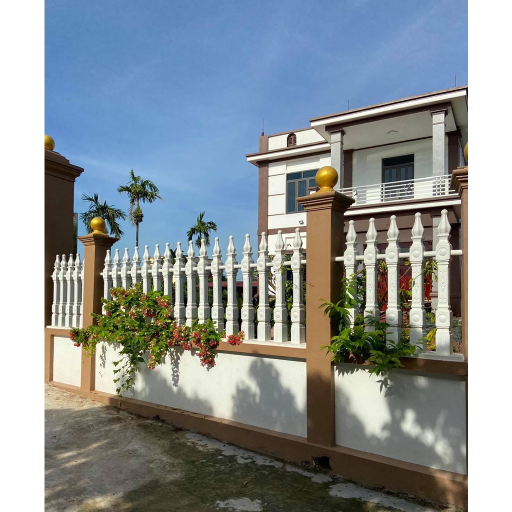 Khuôn Hàng Rào Hoa Chìm Chất Liệu Bền Đẹp