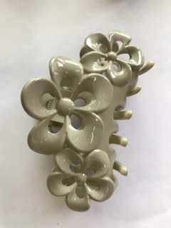Kẹp càng cua nơ - hoa
