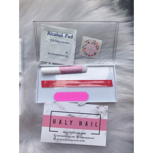 Hộp đựng Nailbox, keo, dũa