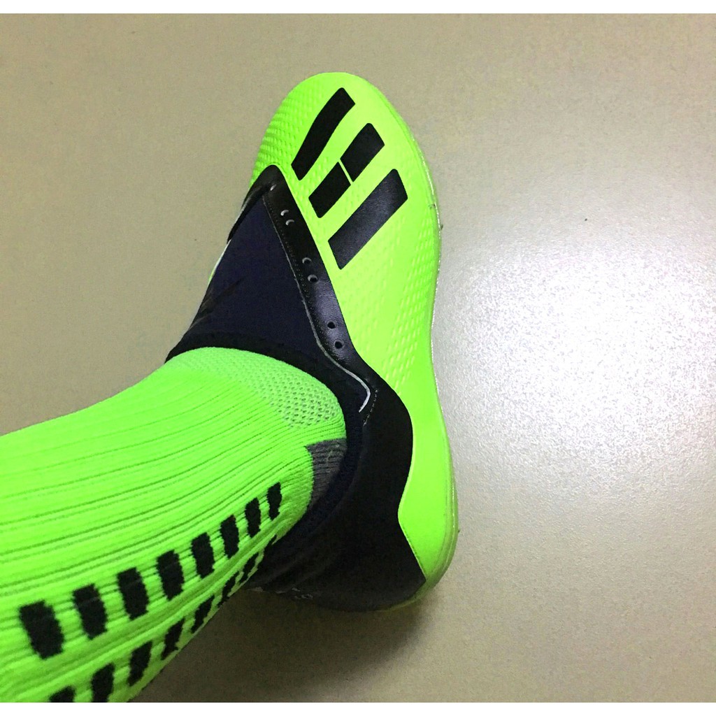 Giày Đá Bóng sân cỏ nhân tạo X18 -Tặng Tất- KHÂU ĐẾ 100% - đế cao su siêu bền. giày đá bóng đá banh