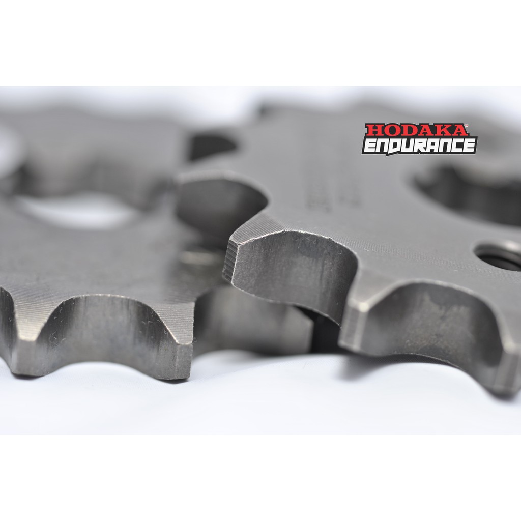 Nhông HODAKA trước Suzuki Sport