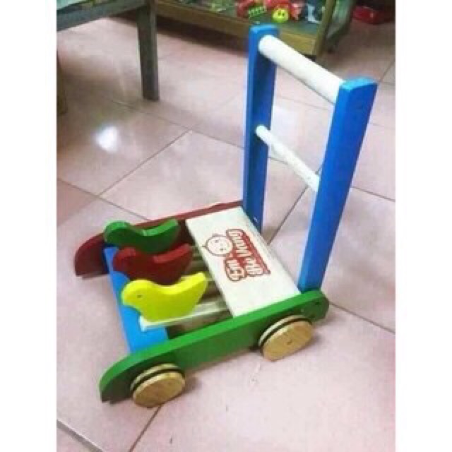 Xe gỗ tập đi cho bé loại gỗ tốt